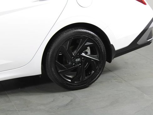 Certified 2026 Hyundai Elantra SEL Sport Premium FWD image 15