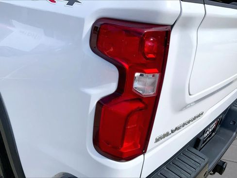 Used 2022 Chevrolet Silverado 1500 ZR2 w/ Technology Package AWD/4WD image 52