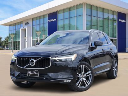 Used 2018 Volvo XC60 T5 Momentum w/ Convenience Package