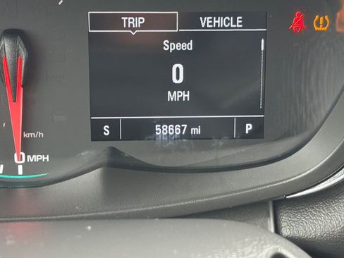 Used 2021 Chevrolet Trax LT w/ Driver Confidence Package image 27