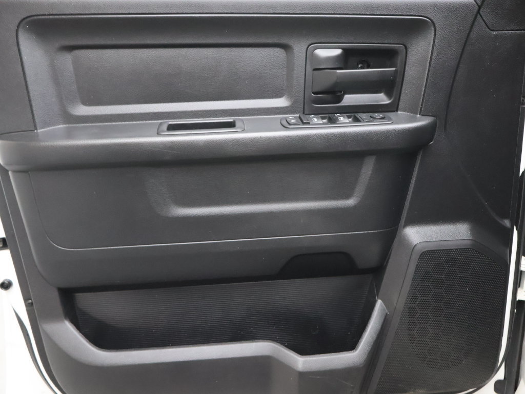 Used 2016 RAM 2500 Tradesman RWD image 15