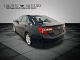 Used 2013 Toyota Camry L image 4