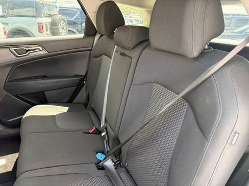 Used 2025 Kia Sportage LX FWD image 12