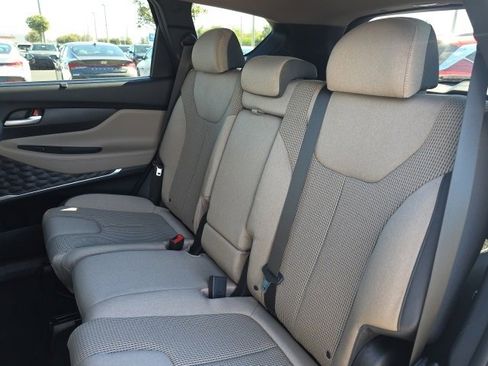 Used 2019 Hyundai Santa Fe SEL image 7