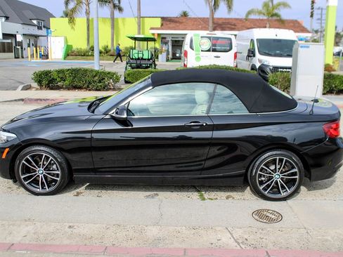 Used 2020 BMW 230i xDrive Convertible w/ Convenience Package image 12
