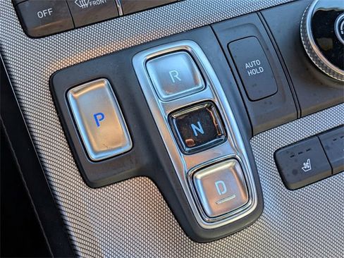 Used 2022 Hyundai Palisade Calligraphy image 25