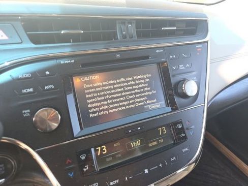 Used 2016 Toyota Avalon Limited FWD image 9