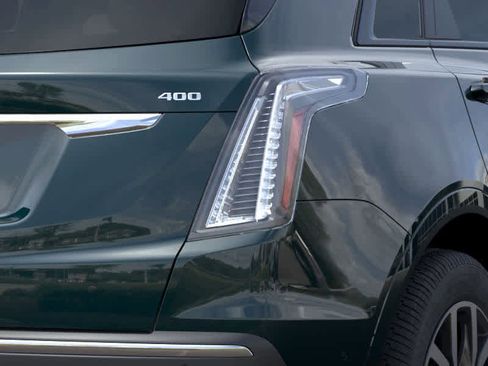 New 2025 Cadillac XT5 Sportv w/ Technology Package image 11