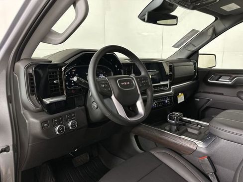 New 2026 GMC Sierra 1500 SLT w/ SLT Premium Package image 10