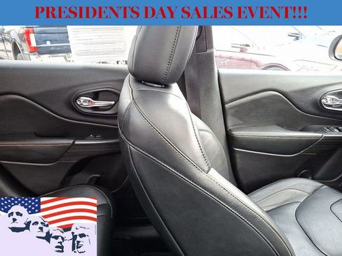 Used 2014 Jeep Cherokee Limited image 13