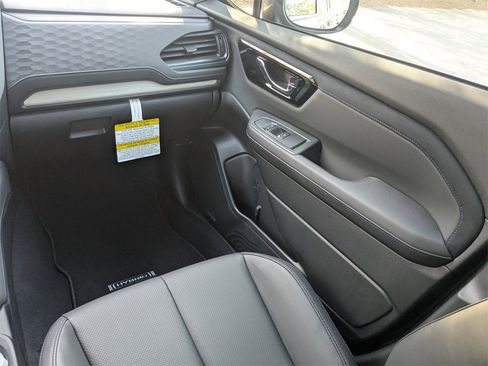 New 2025 Subaru Forester Limited image 18