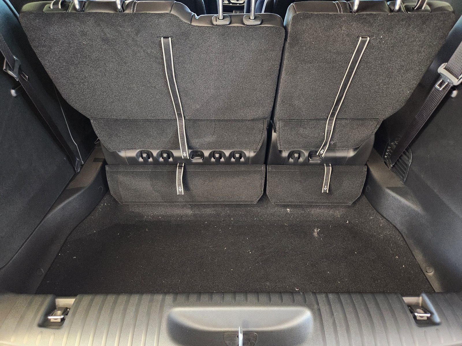 New 2027 Chrysler Pacifica Select FWD image 42