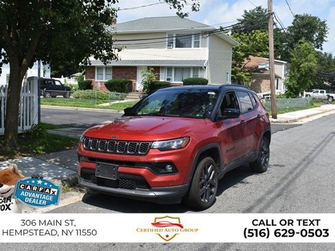 Used 2026 Jeep Compass Limited AWD/4WD image 2