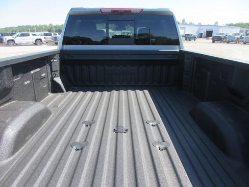 New 2026 GMC Sierra 3500 SLT w/ SLT Premium Package AWD/4WD image 7