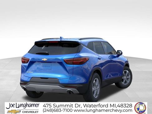 New 2026 Chevrolet Blazer LT w/ Convenience Package FWD image 4