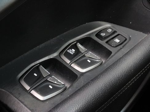 Used 2018 Hyundai Santa Fe Sport AWD/4WD image 24