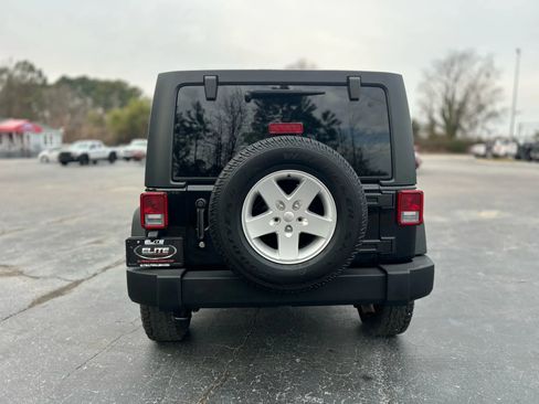 Used 2015 Jeep Wrangler Unlimited Sport w/ Quick Order Package 24S image 9