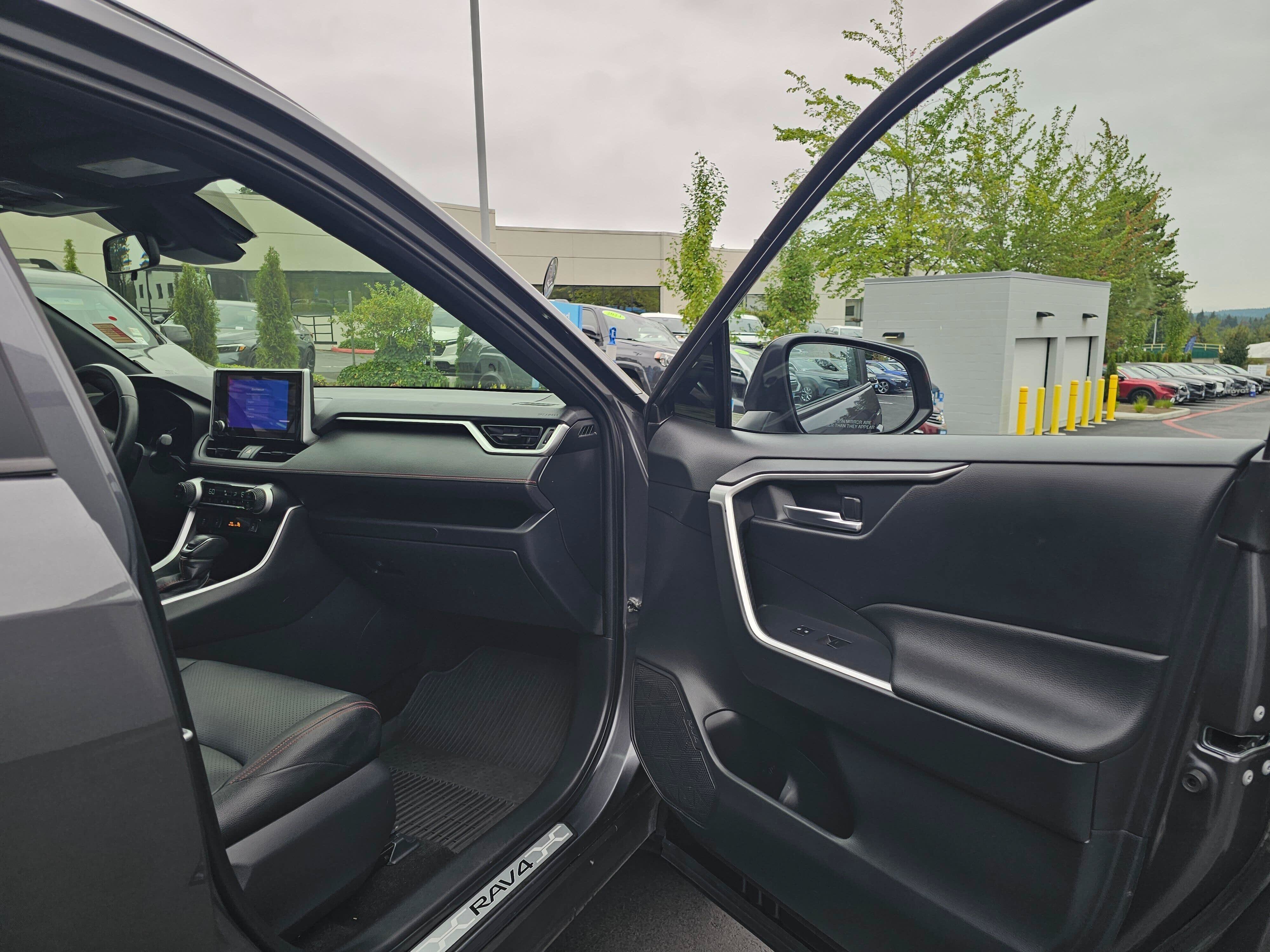 Used 2023 Toyota RAV4 SE w/ Weather & Moonroof Package AWD/4WD image 12