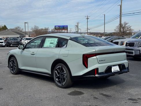 New 2026 Kia K4 GT-Line image 4