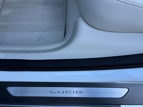 Used 2024 Lucid Air Touring image 46