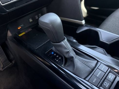 Used 2025 Toyota Camry LE FWD image 20