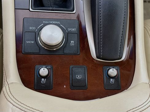 Used 2015 Lexus LS 460 AWD w/ Comfort Package image 21