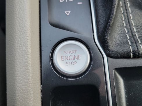 Used 2022 Volkswagen Atlas SE image 14