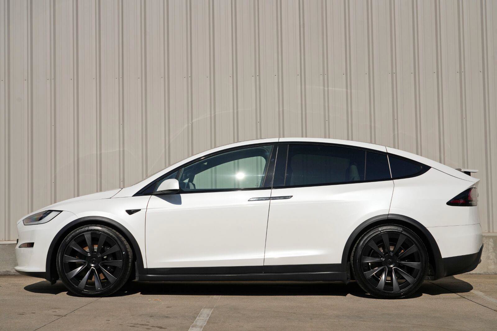 Used 2022 Tesla Model X AWD/4WD image 9