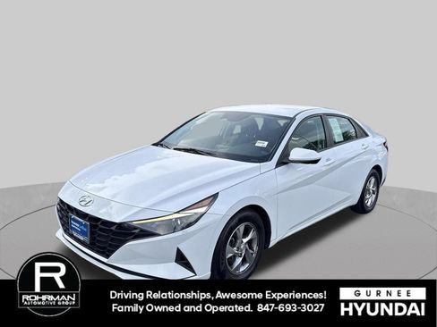 Used 2021 Hyundai Elantra SE FWD image 1