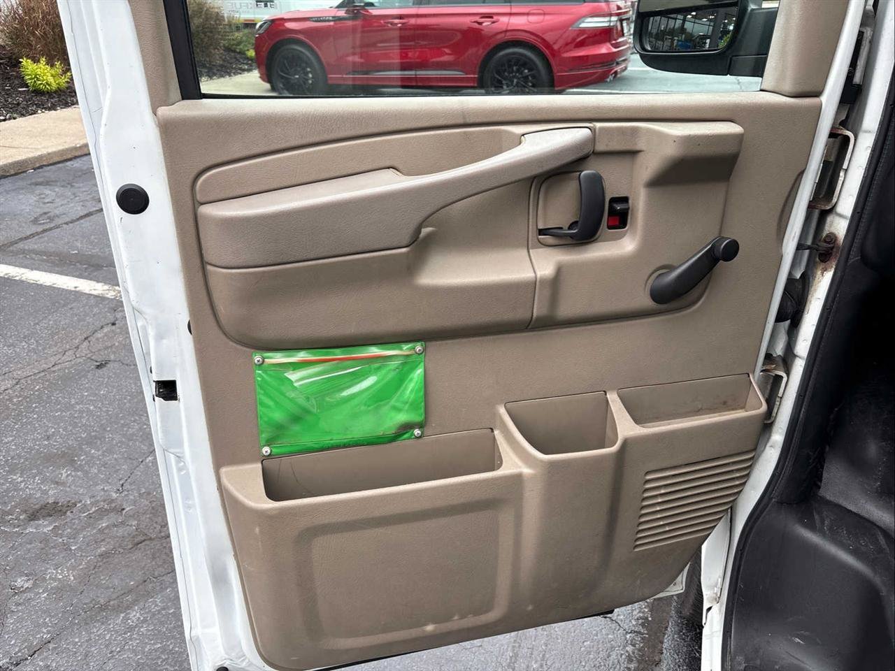 Used 2012 Chevrolet Express 2500 RWD image 16