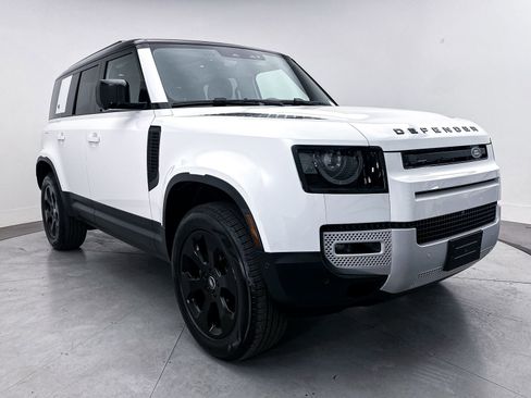 Used 2024 Land Rover Defender 110 S AWD/4WD image 11
