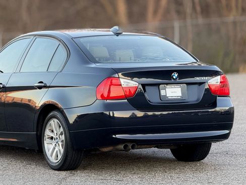 Used 2007 BMW 328i Sedan image 16