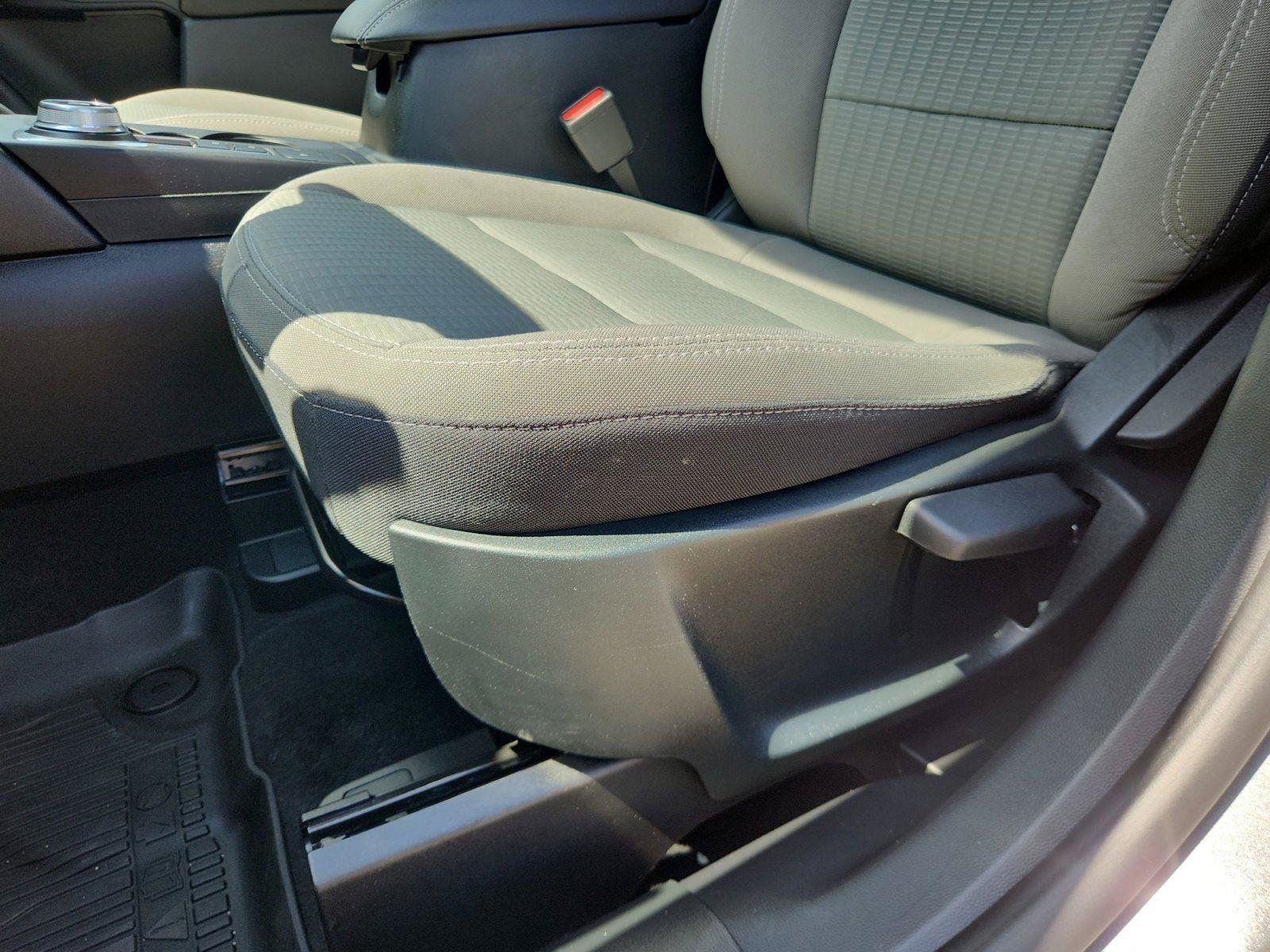 Used 2022 Ford Escape S AWD/4WD image 16