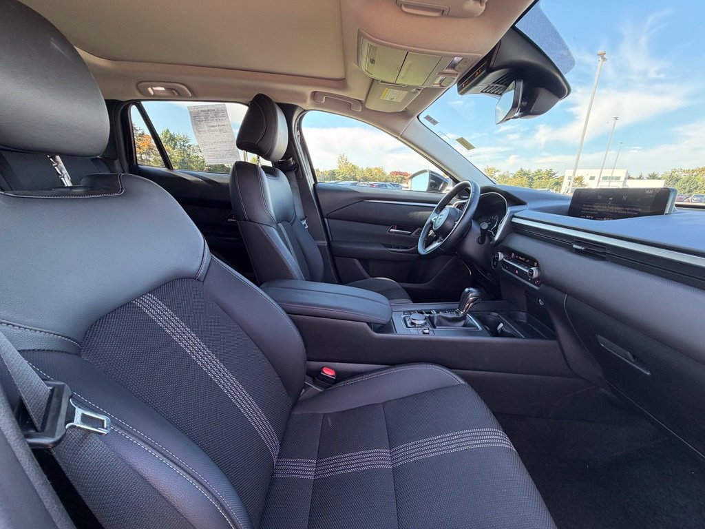 Used 2025 MAZDA CX-50 AWD 2.5 S w/ Premium Package image 34