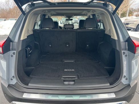 Used 2023 Nissan Rogue Platinum w/ Platinum Premium Package image 16