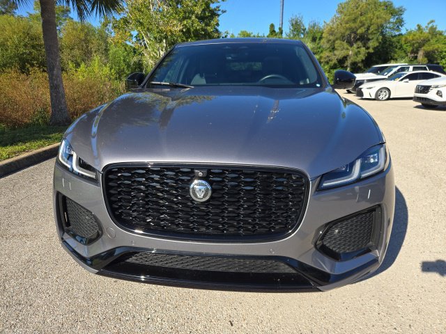 Used 2026 Jaguar F-PACE R-Dynamic S AWD/4WD image 7