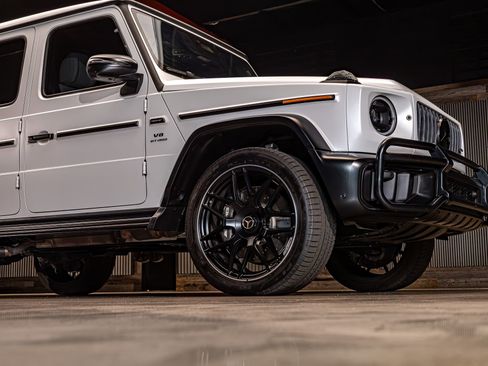 Used 2025 Mercedes-Benz G 63 AMG 4MATIC image 12