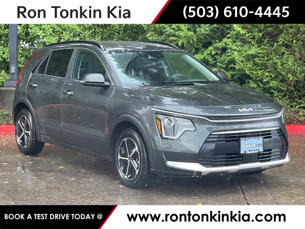 Used 2025 Kia Niro EX FWD image 1