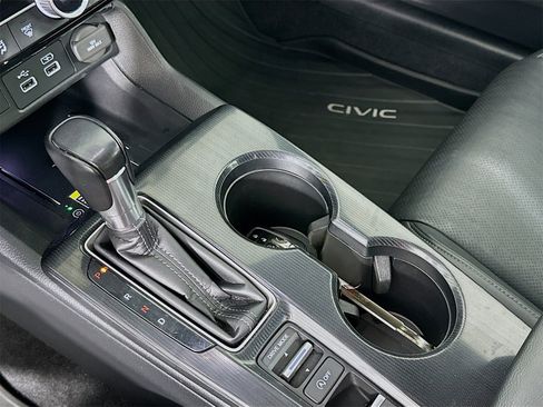 Used 2022 Honda Civic Sport Touring image 17