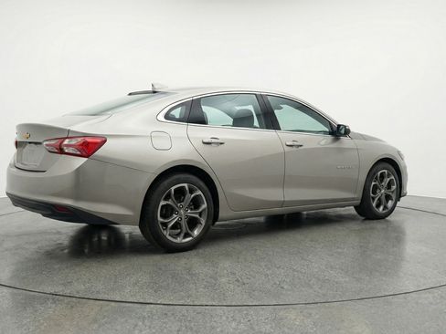 Used 2024 Chevrolet Malibu LT FWD image 9