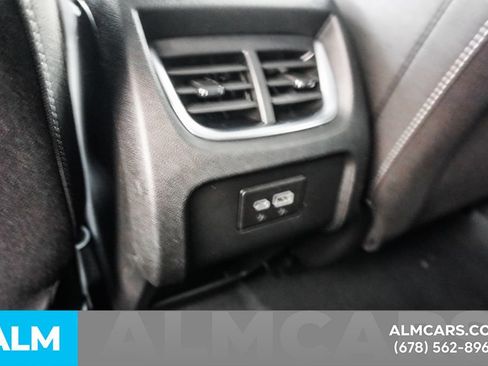 Used 2025 Chevrolet Blazer LT FWD image 50