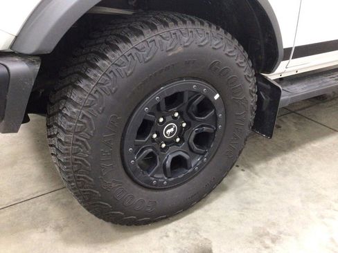 Used 2023 Ford Bronco Wildtrak AWD/4WD image 8