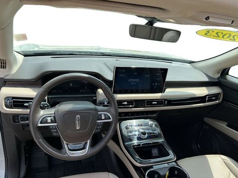 Certified 2023 Lincoln Nautilus Reserve AWD/4WD image 11