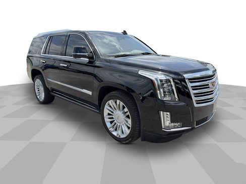Used 2019 Cadillac Escalade Platinum AWD/4WD image 9