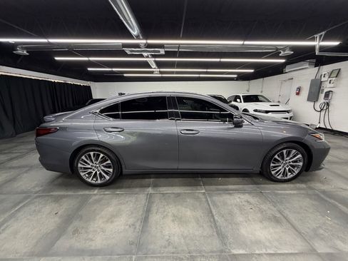 Used 2021 Lexus ES 350 w/ Premium Package image 8