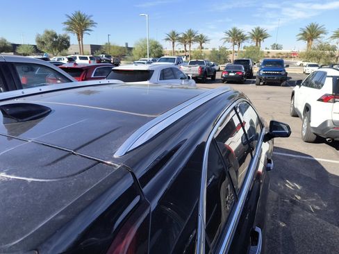 Certified 2022 Cadillac XT4 Premium Luxury w/ Enhanced Visibility Package image 11