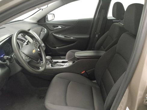 Used 2023 Chevrolet Malibu LT FWD image 17