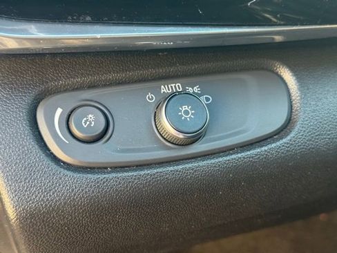 Used 2024 Buick Envista Sport Touring w/ Convenience I Package image 29