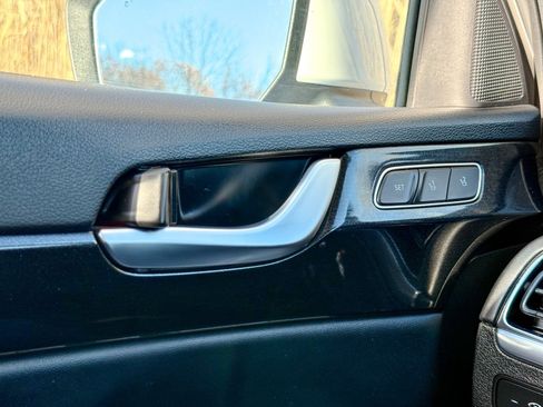 Used 2021 Hyundai Palisade Limited image 33