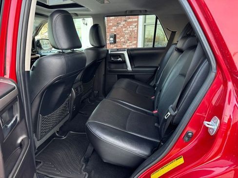 Used 2014 Toyota 4Runner Limited image 14